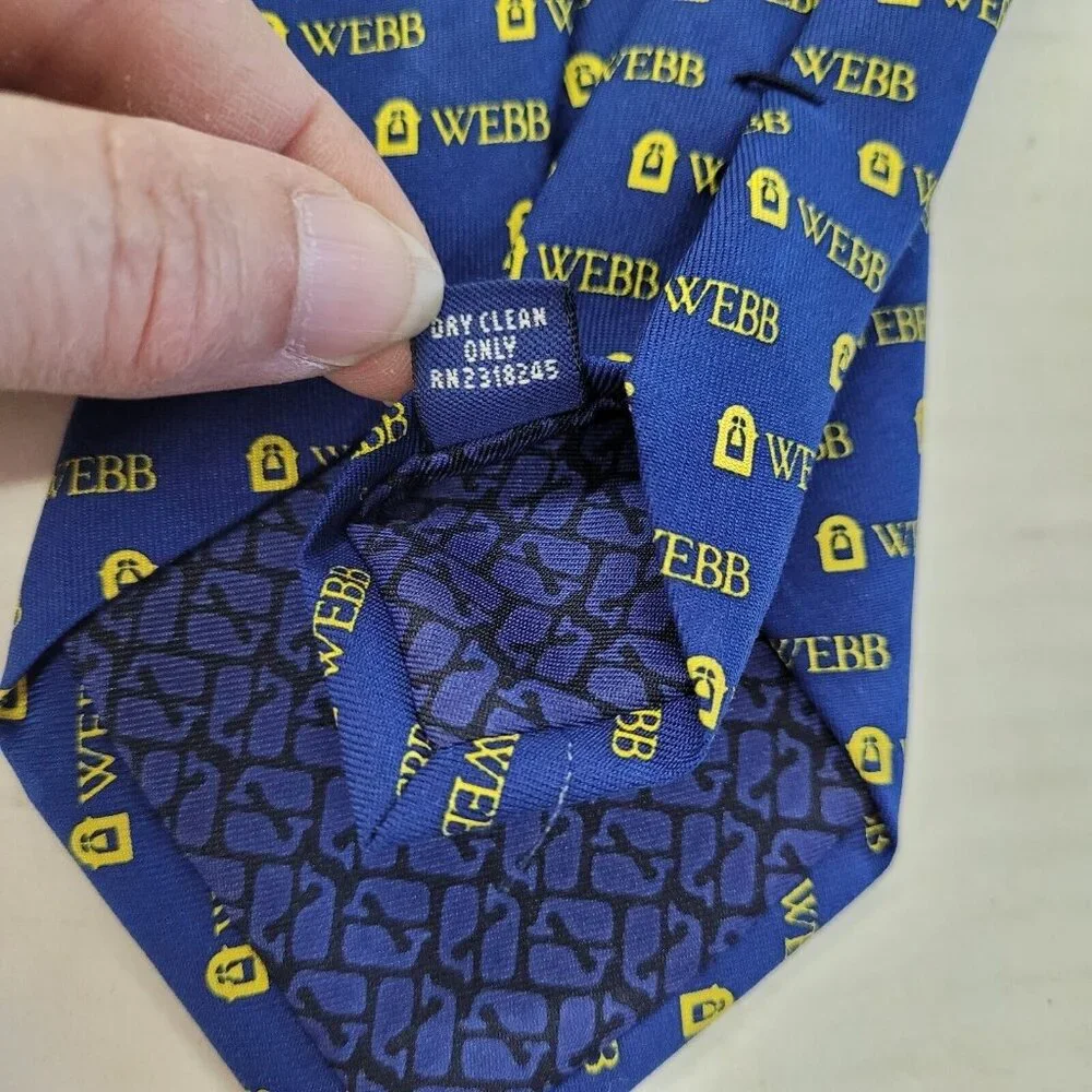 Vineyard Vines‎ Custom Collection Webb Tie Mens Necktie Blue Gold All Over Print